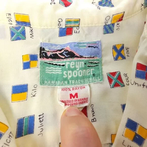 REYN SPOONER Nato Phonetic Alphabet Button Down Hawaiian Novelty Print Shirt 90s